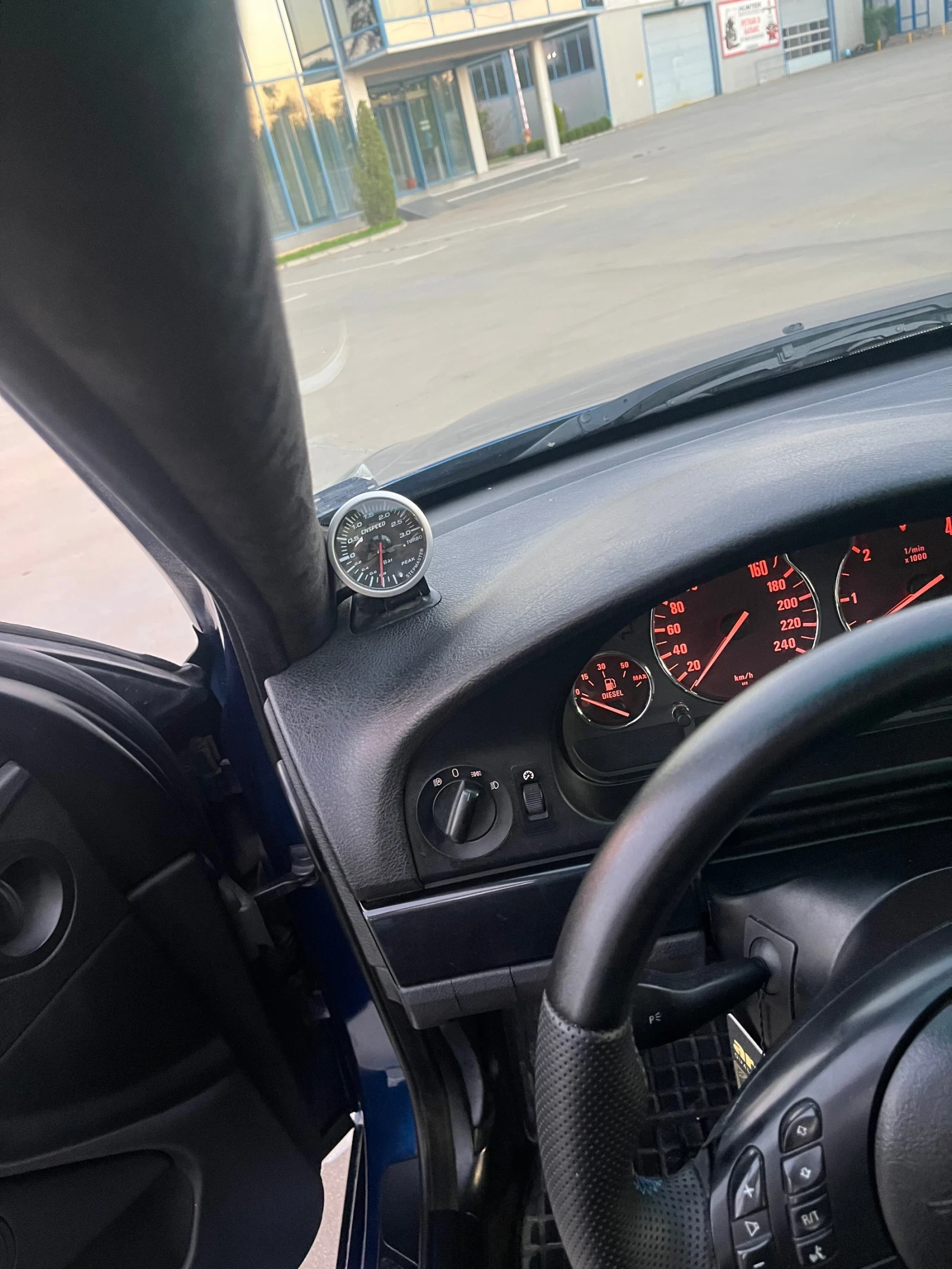 BMW 525  2260v 250hp, снимка 12 - Автомобили и джипове - 55999090