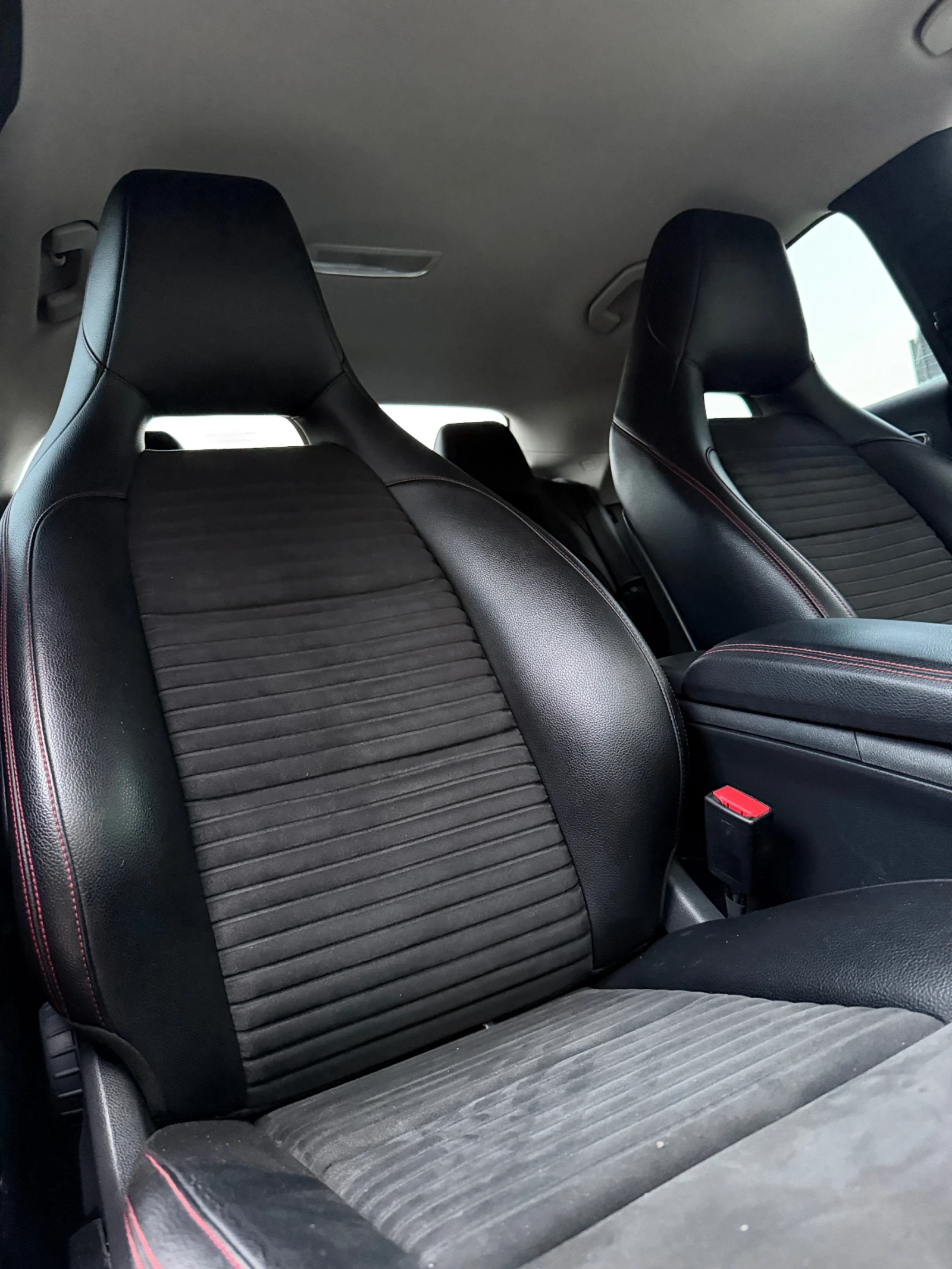 Mercedes-Benz CLA Бартер лизинг, снимка 12 - Автомобили и джипове - 56110179