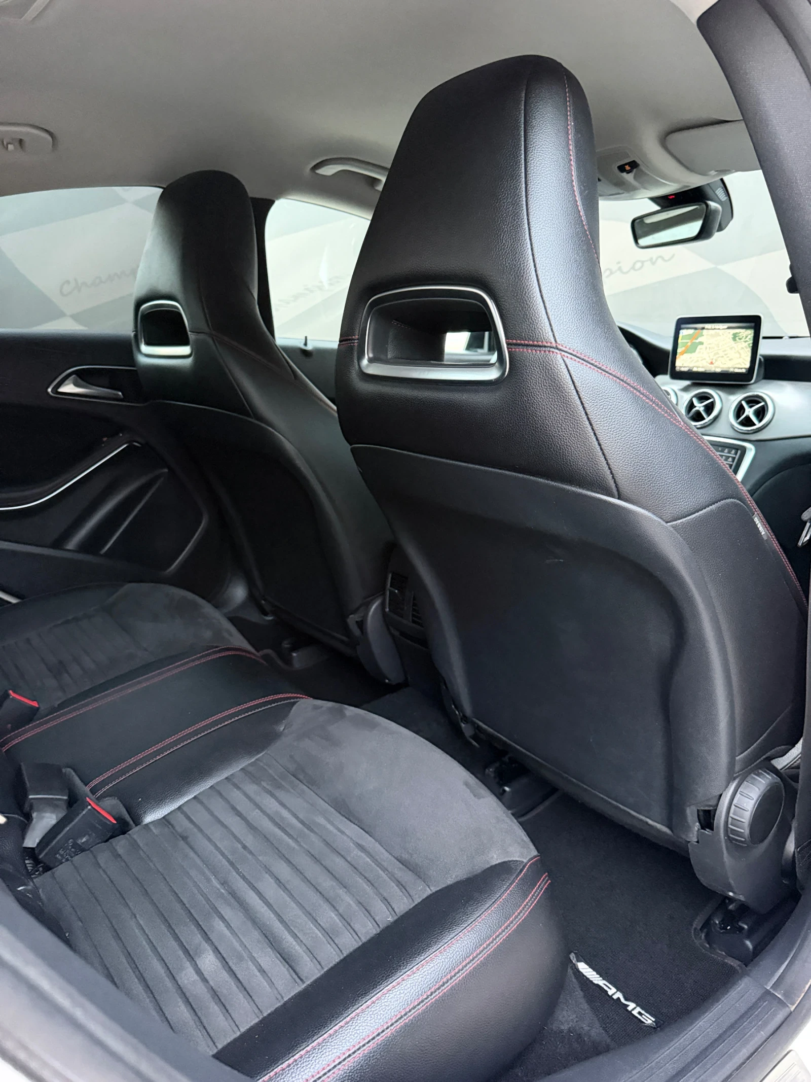 Mercedes-Benz CLA Бартер лизинг, снимка 13 - Автомобили и джипове - 56110179