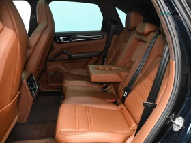 Porsche Cayenne * GTS * PANO * Автокредит *  (Цена до България), снимка 13
