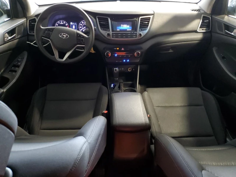 Hyundai Tucson, снимка 7 - Автомобили и джипове - 47390444