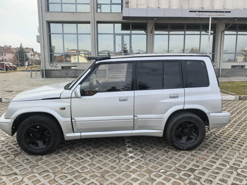 Suzuki Vitara 2.5 V6 Всички Екстри, снимка 4 - Автомобили и джипове - 48333051