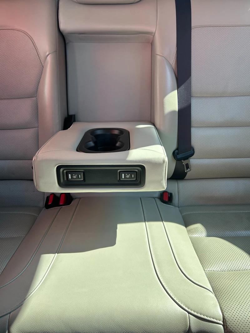 Renault Koleos, снимка 11 - Автомобили и джипове - 52737819