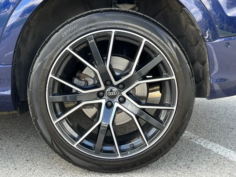 Audi Q8 Keyless/head-up/подгрев/обдухване/панорама/лизинг, снимка 7 - Автомобили и джипове - 52317665