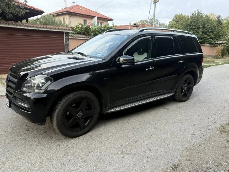 Mercedes-Benz GL 550, снимка 4 - Автомобили и джипове - 52576319