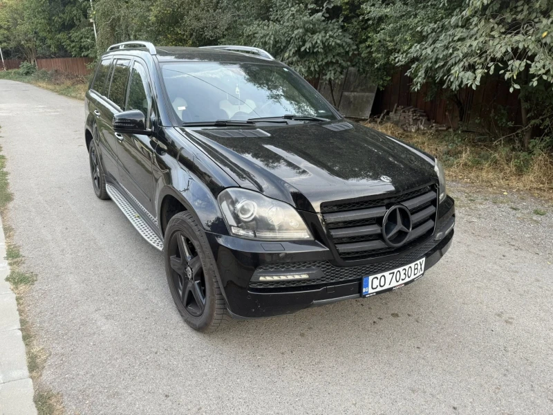 Mercedes-Benz GL 550, снимка 13 - Автомобили и джипове - 52576319