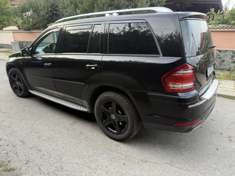 Mercedes-Benz GL 550, снимка 5 - Автомобили и джипове - 52576319
