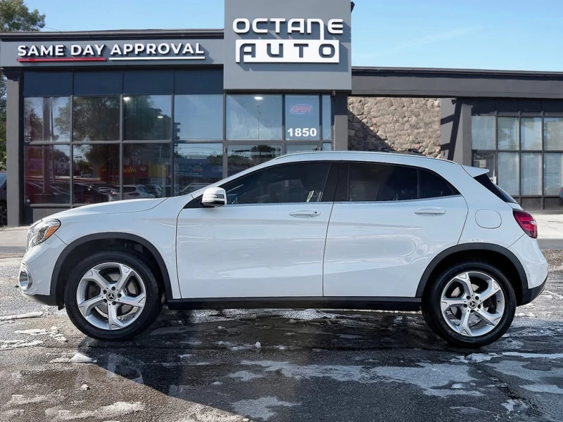 Mercedes-Benz GLA * GLA250 4MATIC * CARFAX * ЦЕНА ДО БГ, снимка 3 - Автомобили и джипове - 52988931
