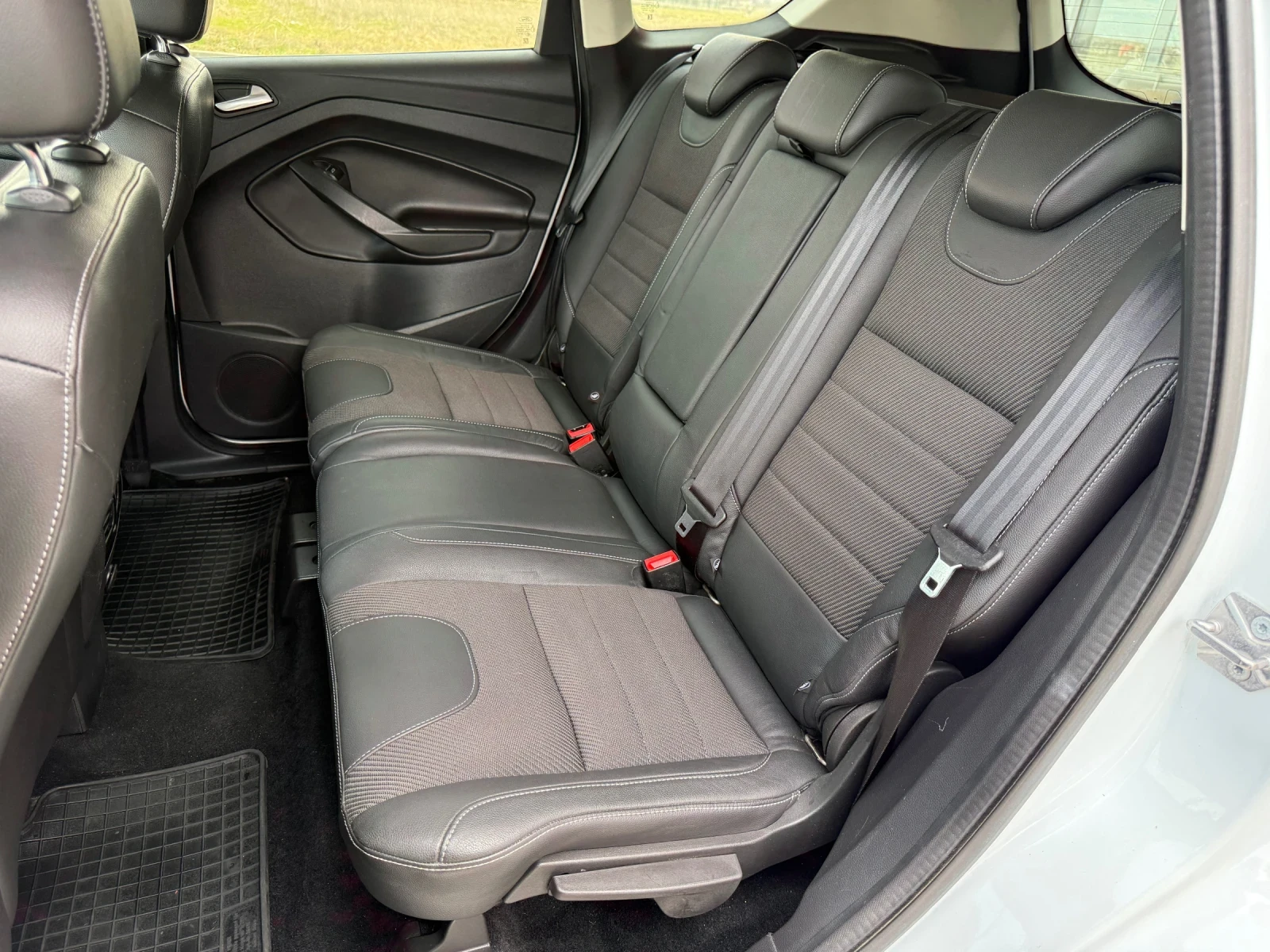 Ford Kuga 2.0 TDCi 4X4 / TITANIUM / KOJA / PODGREV / KEYLESS | Mobile.bg � ����������� 13
