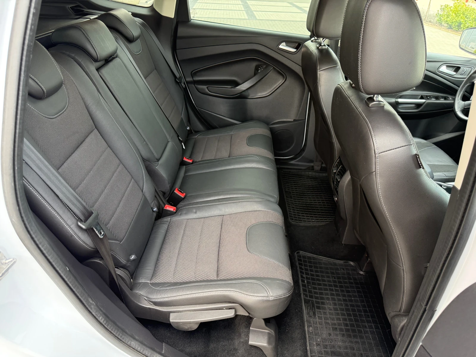 Ford Kuga 2.0 TDCi 4X4 / TITANIUM / KOJA / PODGREV / KEYLESS | Mobile.bg � ����������� 14