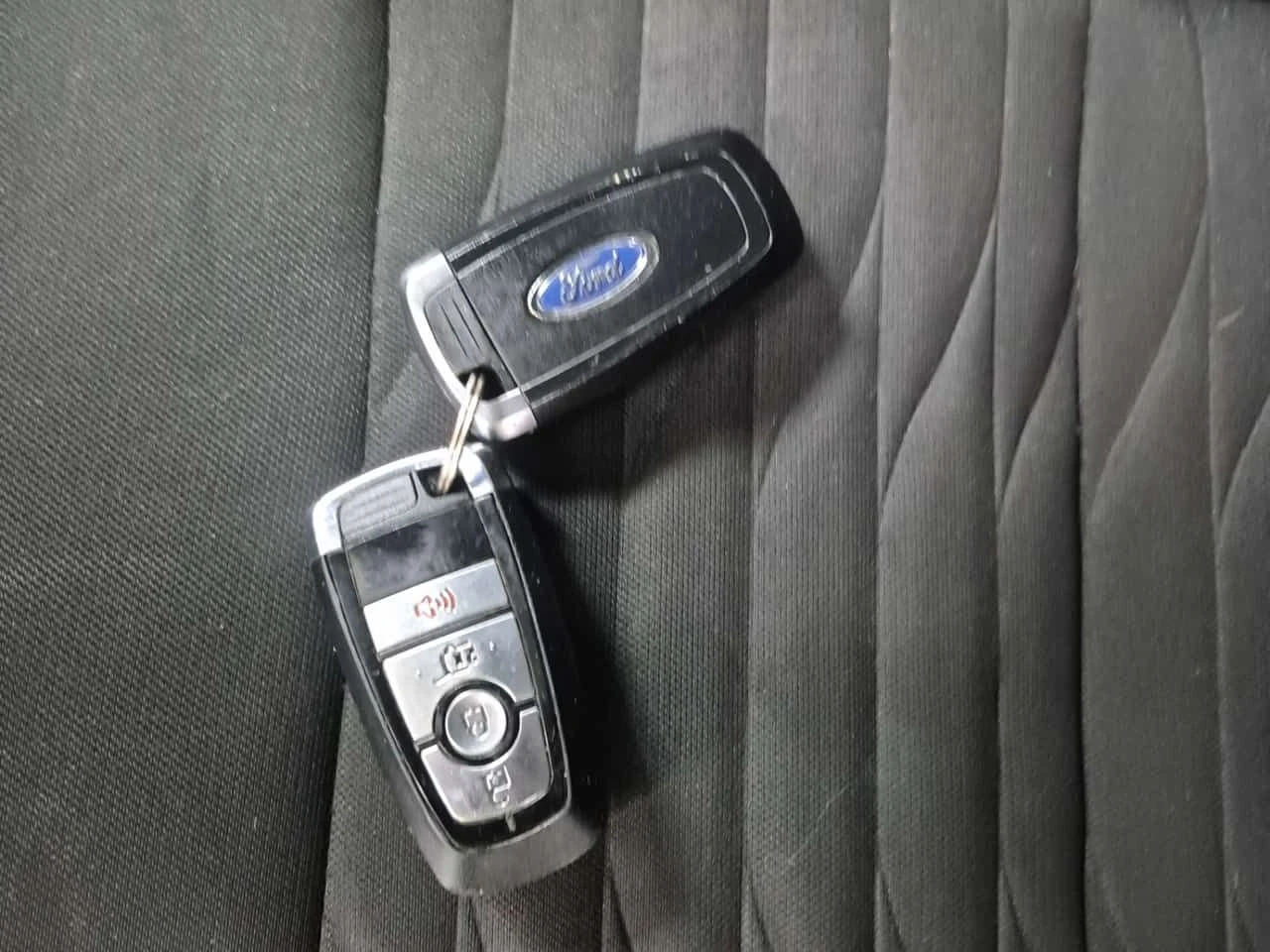 Ford Explorer * XLT * CARFAX * ПОДГРЕВИ* КАМЕРА, снимка 8 - Автомобили и джипове - 53771356