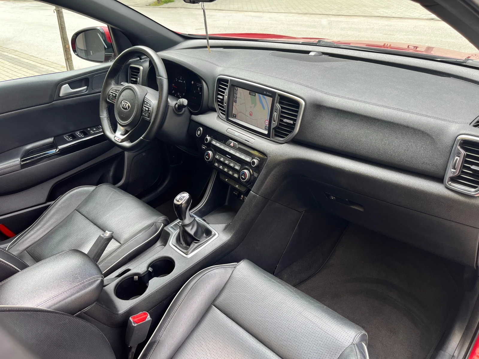 Kia Sportage GT-LINE PANORAMA KAMERA, снимка 13 - Автомобили и джипове - 54379422