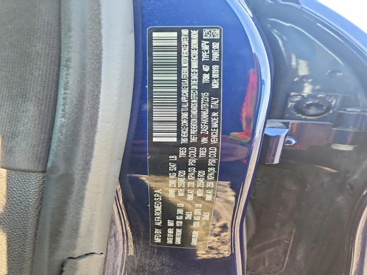 Alfa Romeo Stelvio !!БОГАТО ОБОРУДВАНЕ!! !!ПОДГРЕВИ! !КАМЕРИ!, снимка 13 - Автомобили и джипове - 54963202