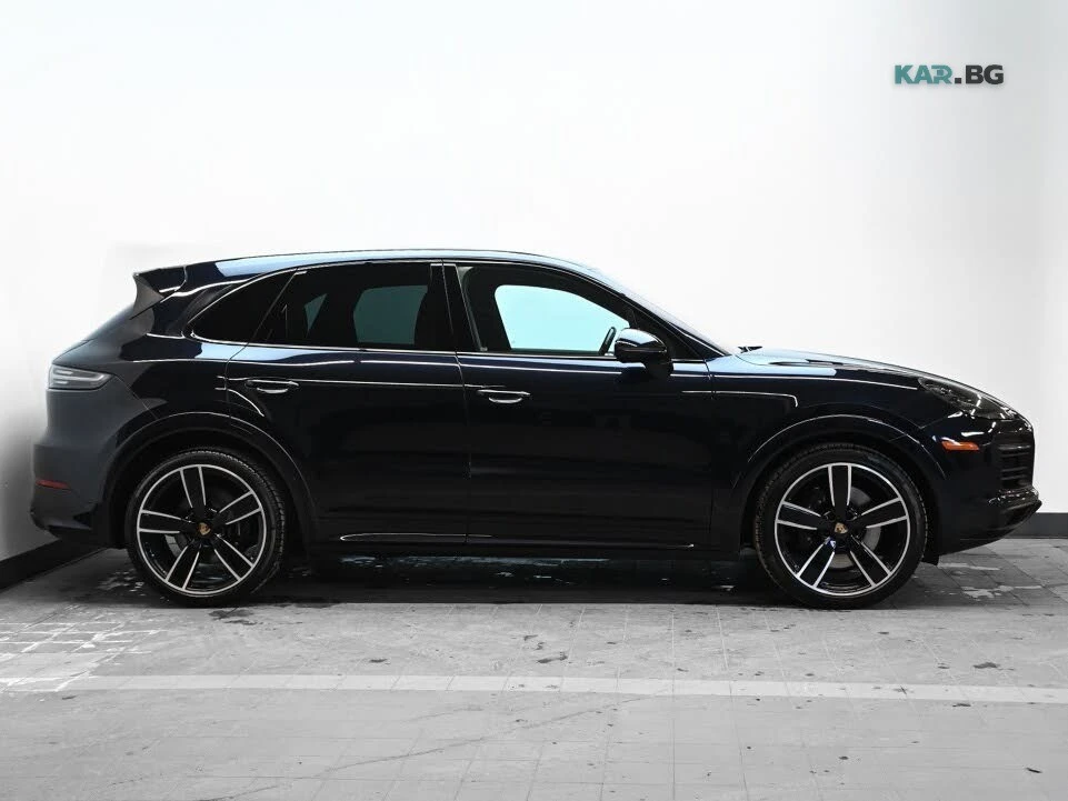 Porsche Cayenne * GTS * PANO * Автокредит *  (Цена до България), снимка 3 - Автомобили и джипове - 55176552