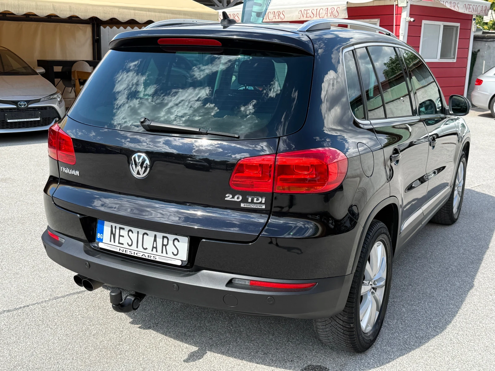 VW Tiguan 2.0 TDI Sport & Style 4Motion !ТОП СЪСТОЯНИЕ!, снимка 5 - Автомобили и джипове - 55222675