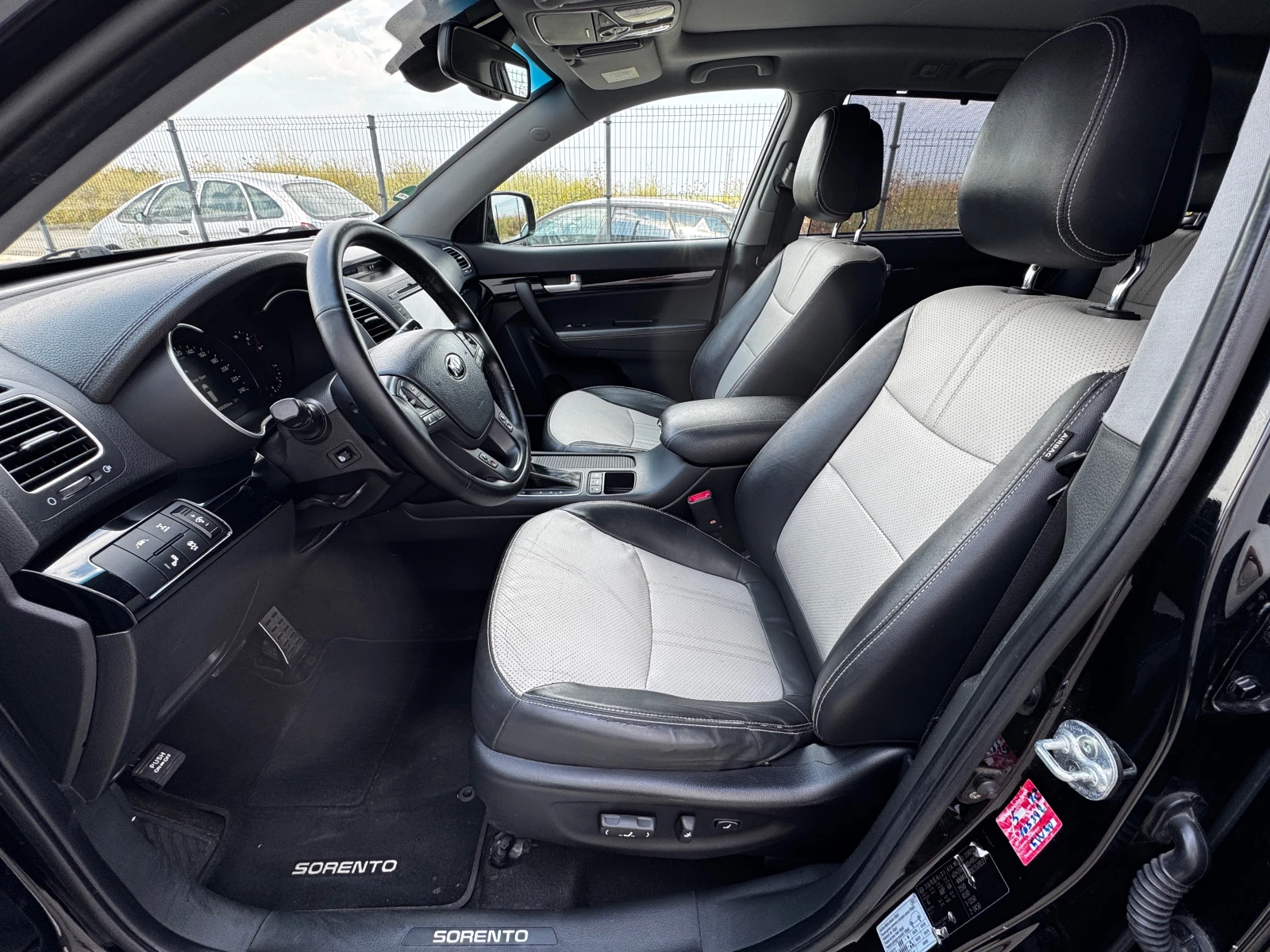 Kia Sorento 2.2 CRDi Platinum Edition 4WD 🇩🇪, снимка 12 - Автомобили и джипове - 55317233