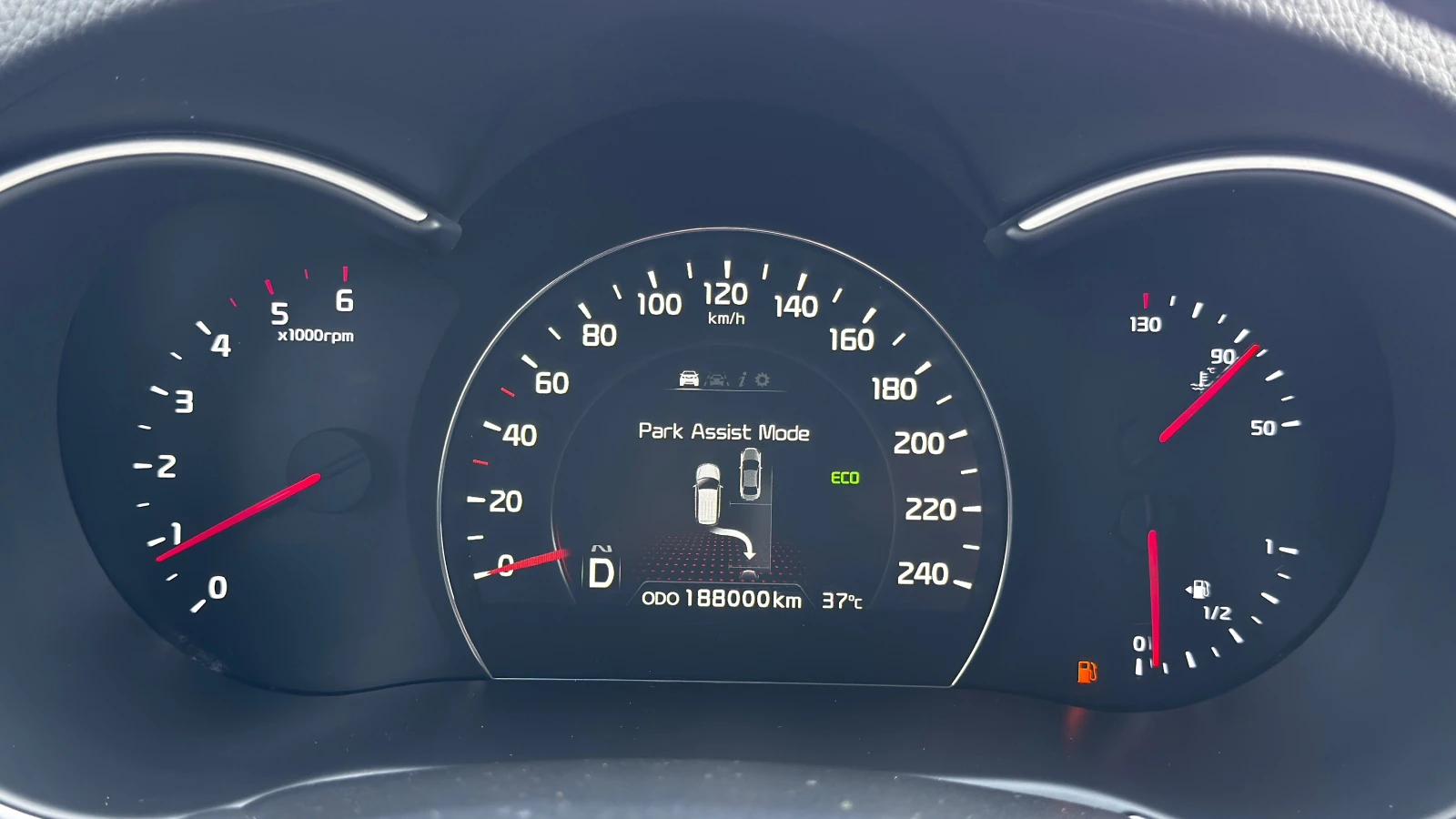 Kia Sorento 2.2 CRDi Platinum Edition 4WD 🇩🇪, снимка 14 - Автомобили и джипове - 55317233