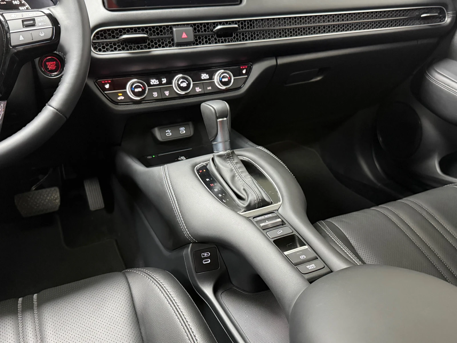 Honda Hr-v 2.0 * TURING* 2026* 600 km* , снимка 15 - Автомобили и джипове - 55476565