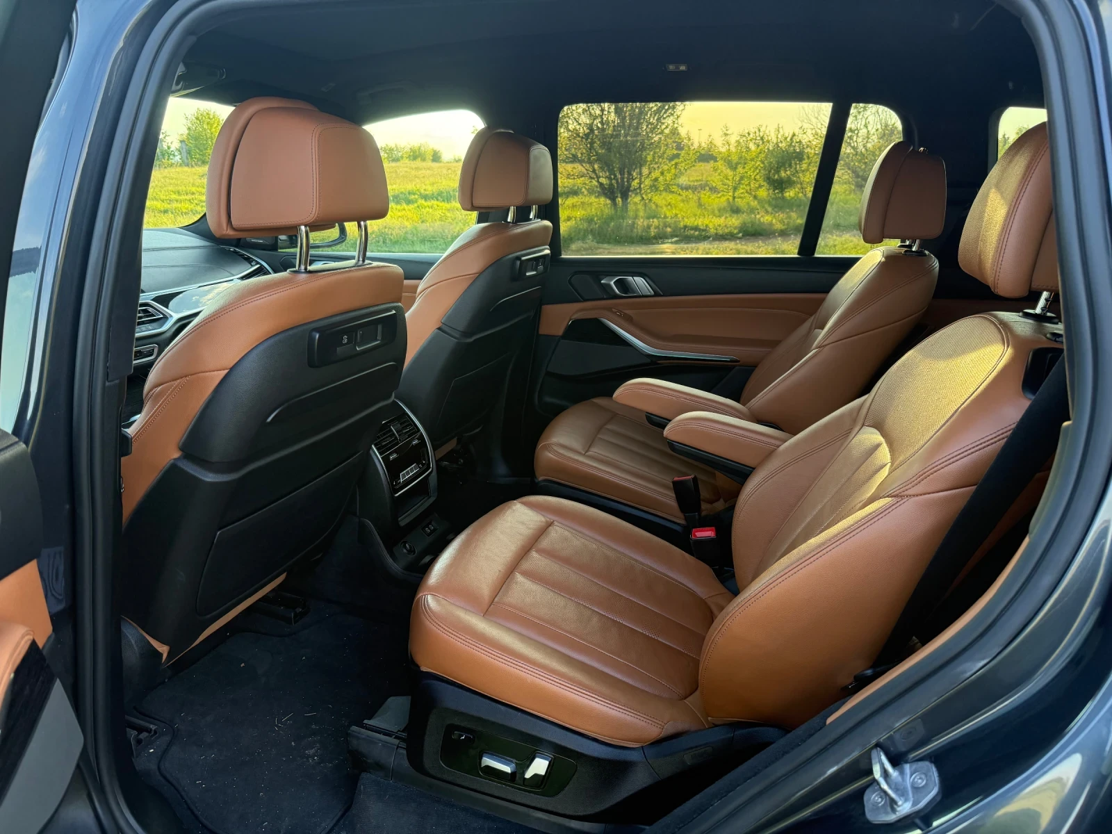BMW X7 40I Mpack, снимка 10 - Автомобили и джипове - 55782961