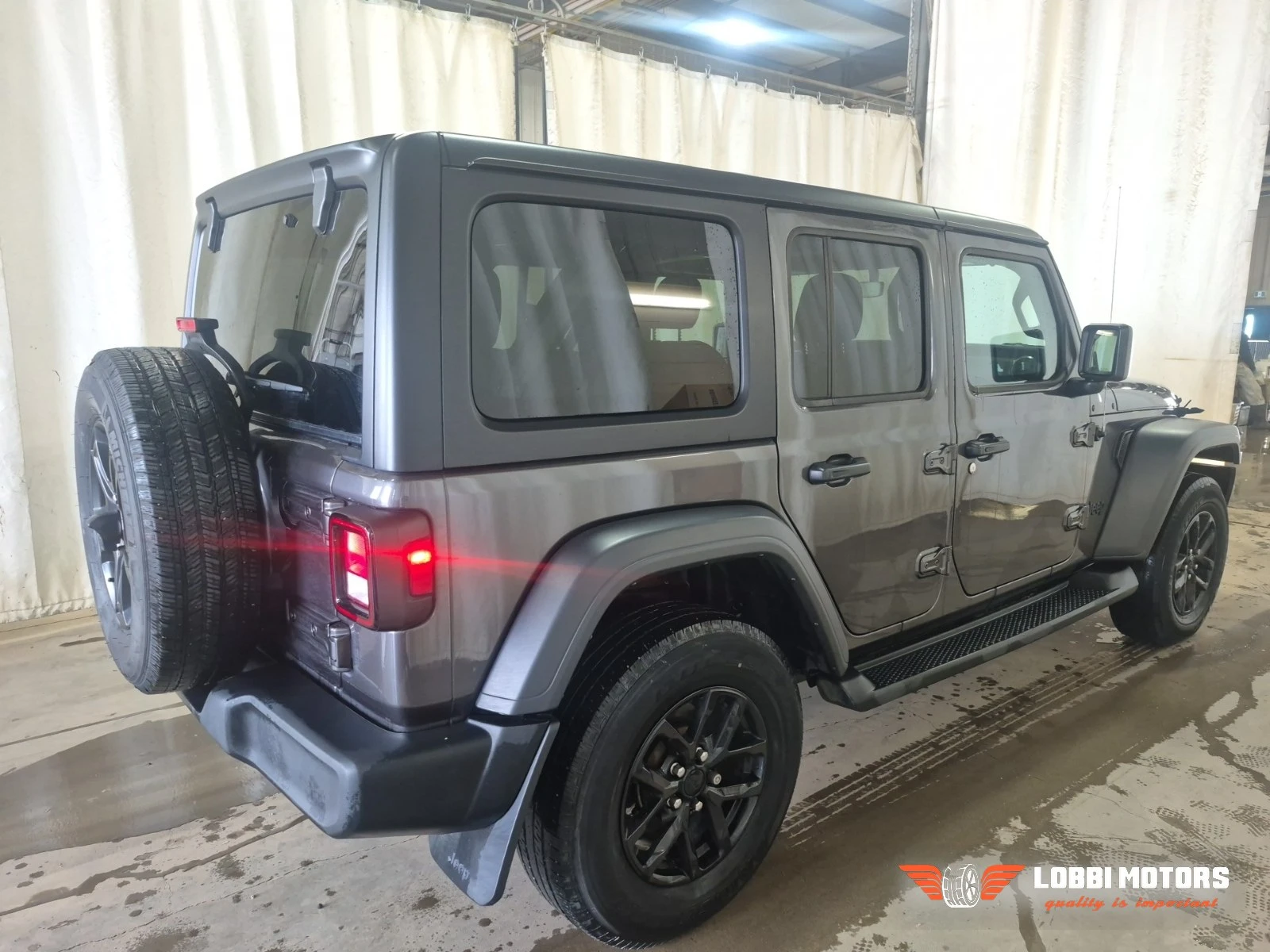 Jeep Wrangler, снимка 3 - Автомобили и джипове - 56099935