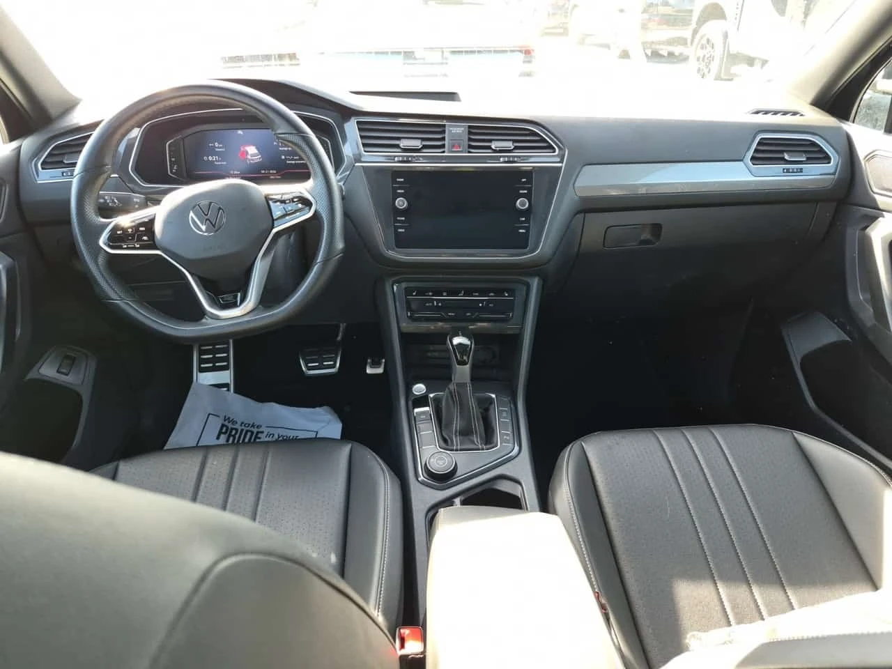 VW Tiguan COMFORTLINE R LINE BLACK EDITION * ФИНАНСИРАНЕ, снимка 10 - Автомобили и джипове - 56170108