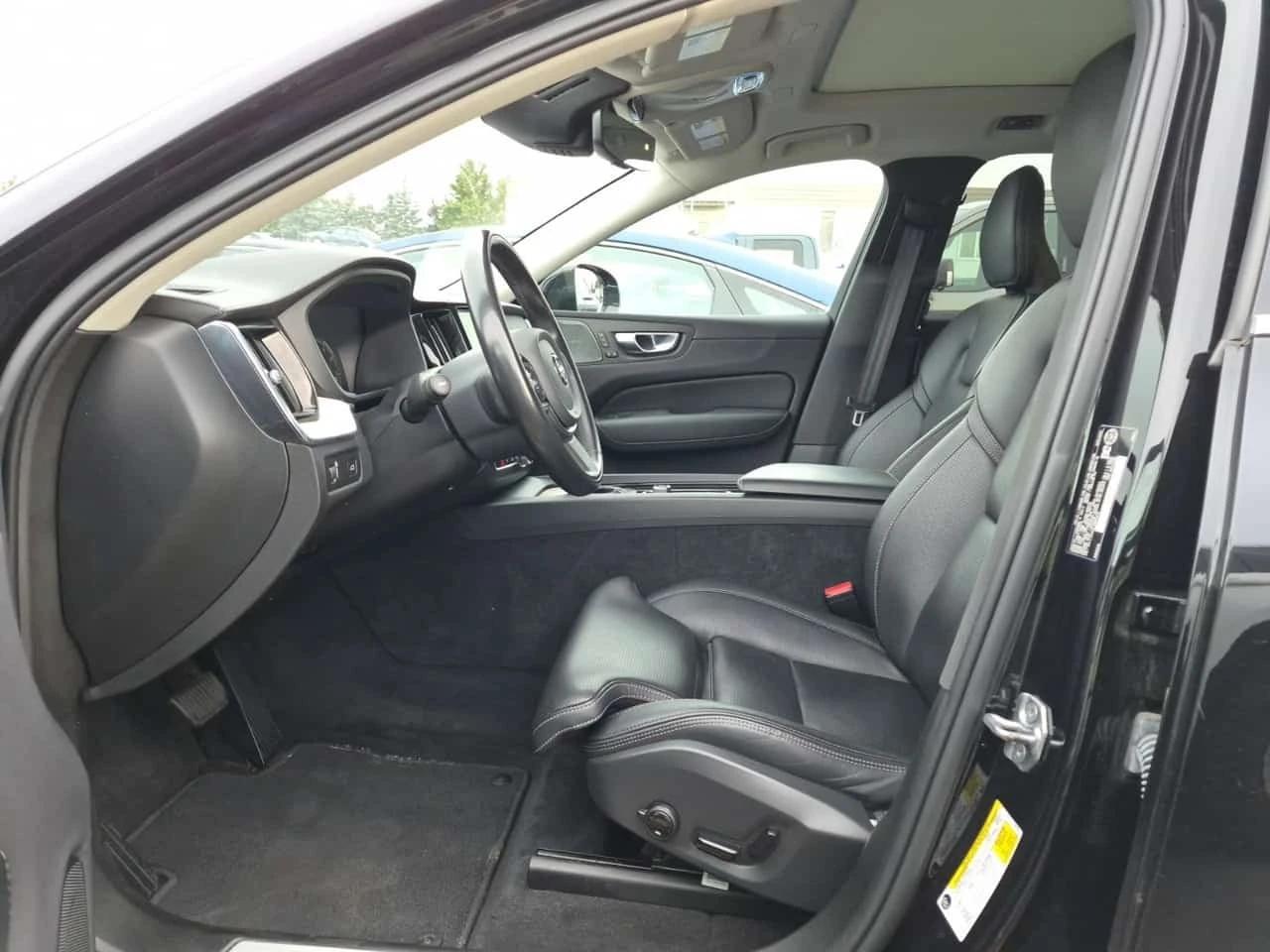 Volvo XC60 INSCRIPTION  CARFAX, снимка 3 - Автомобили и джипове - 56182347