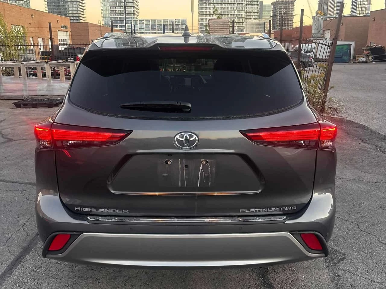 Toyota Highlander * Limited * CARFAX *  | Mobile.bg � ����������� 4