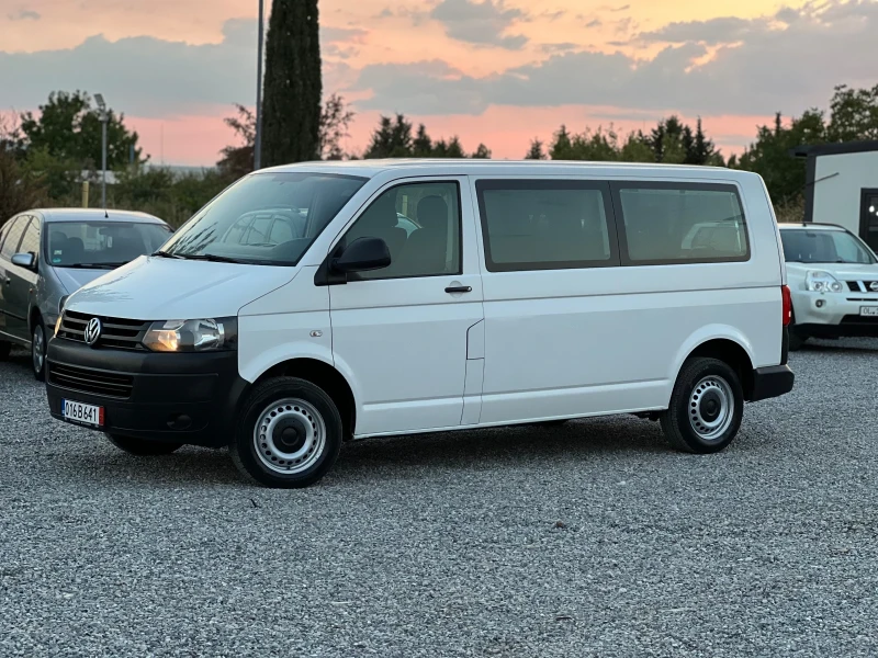 VW Caravelle 9 МЕСТЕН , снимка 2 - Бусове и автобуси - 51266812