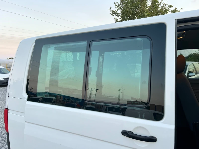 VW Caravelle 9 МЕСТЕН , снимка 11 - Бусове и автобуси - 51266812