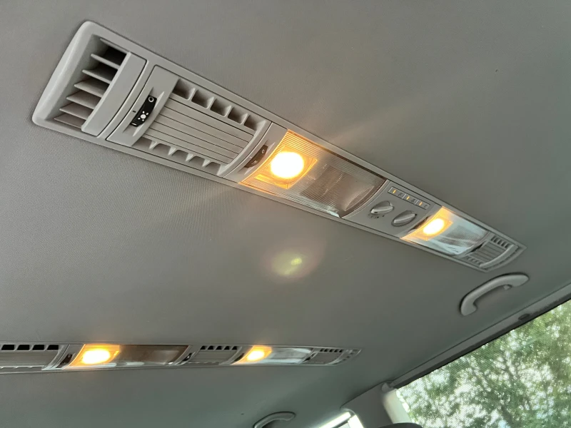 VW Caravelle 9 МЕСТЕН , снимка 9 - Бусове и автобуси - 51266812