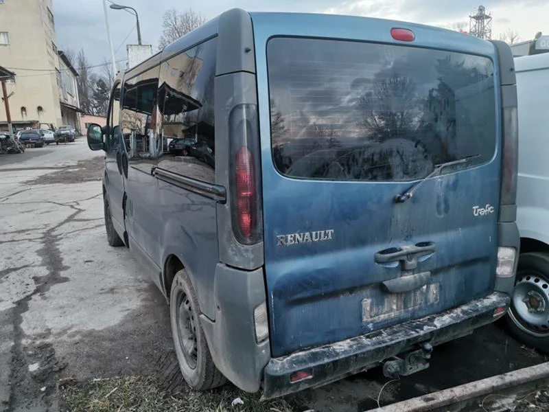 Renault Trafic 1.9DCI 120к.с. 6ск., снимка 4 - Бусове и автобуси - 35667747