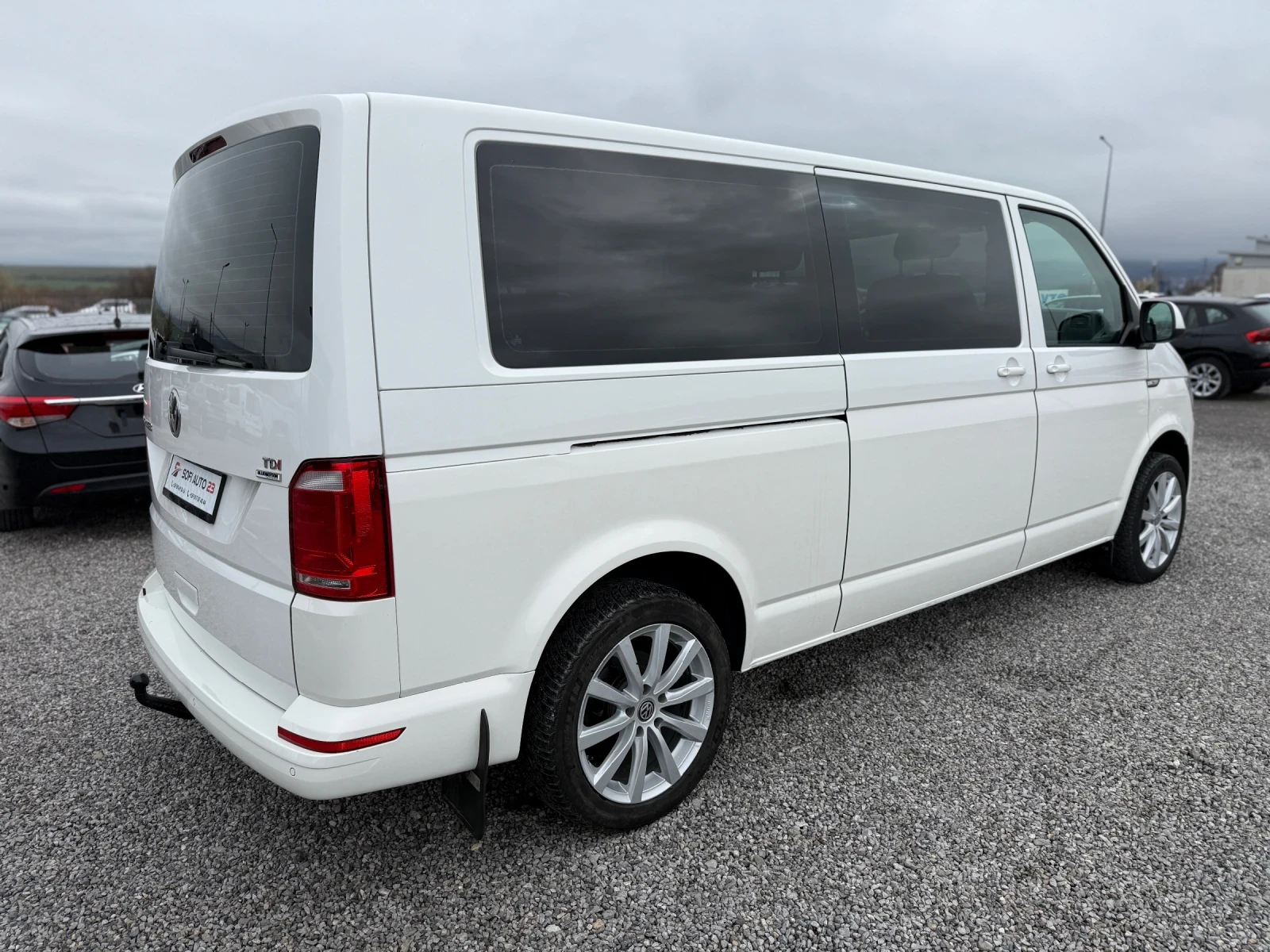 VW Transporter 2.0 TDI 9 МЕСТА - изображение 6