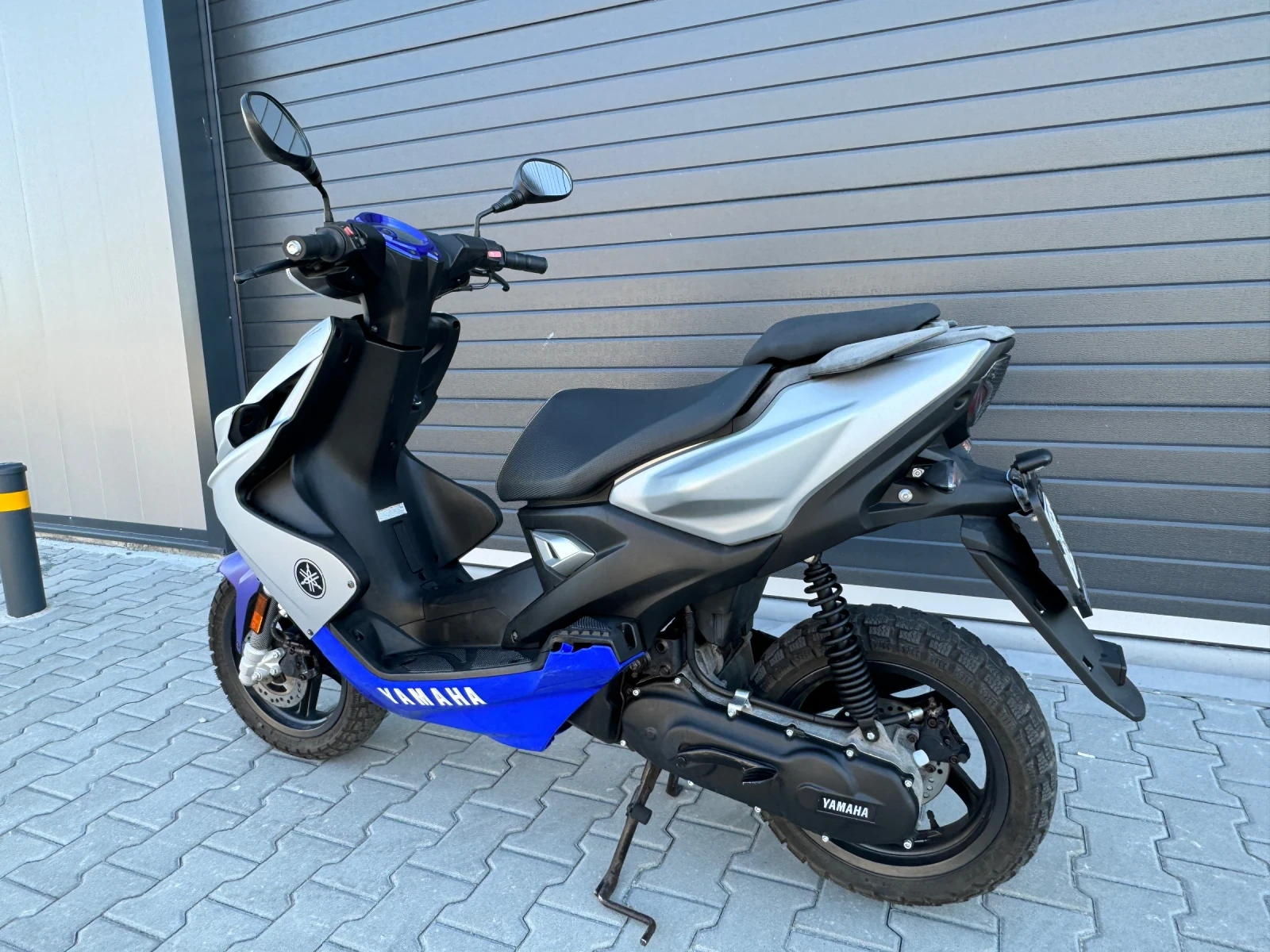 Yamaha Aerox NS 50 cm3 2018г - изображение 4