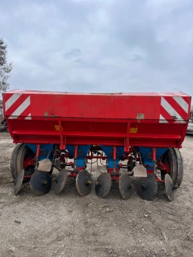 Специализирани машини Машини за зеленчуци Сеялка за картофи Gruse, снимка 6