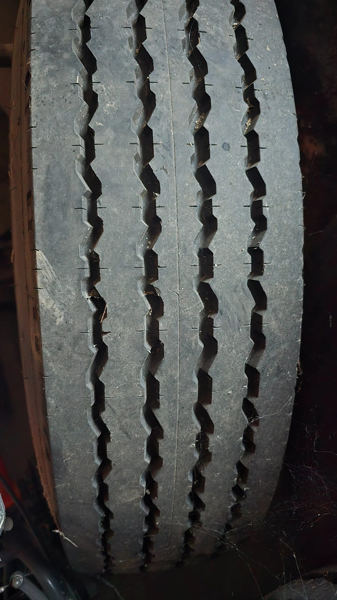 ���� 200/25R15 | Mobile.bg � ����������� 2