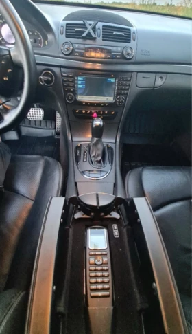 Mercedes-Benz E 320, снимка 11