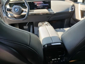 BMW iX Xdrive40, снимка 15