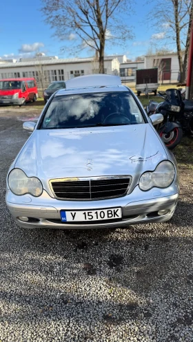 Mercedes-Benz C 220, снимка 11