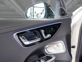 Обява за продажба на Mercedes-Benz C 300 4Matic = AMG Line = Premium Plus Гаранция ~ 125 904 лв. - изображение 2