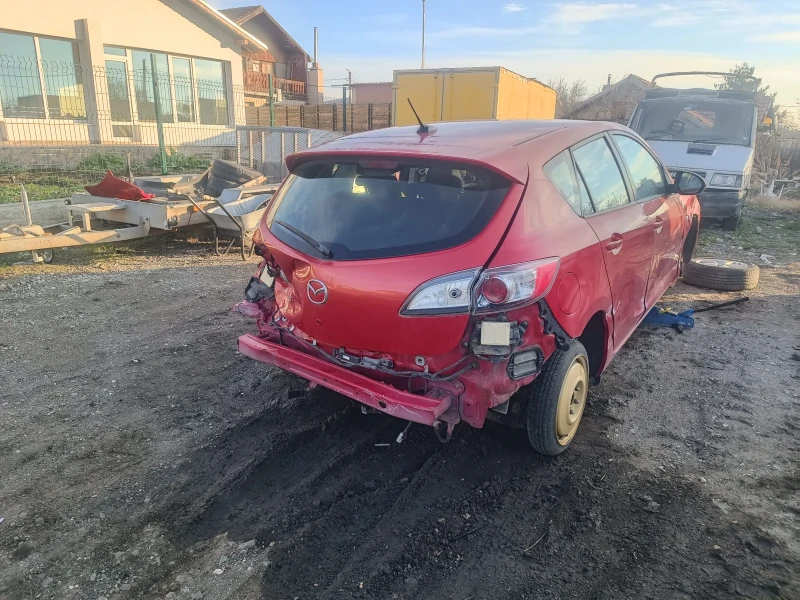 Mazda 3, снимка 3 - Автомобили и джипове - 48581161