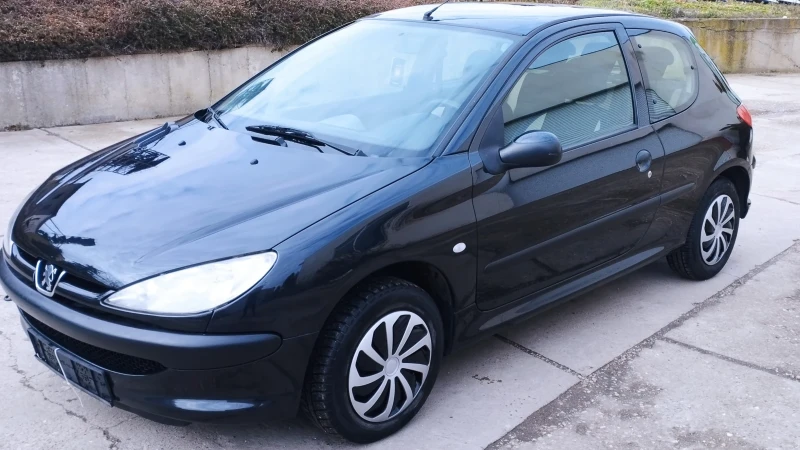 Peugeot 206 1.1, снимка 1 - Автомобили и джипове - 49348340