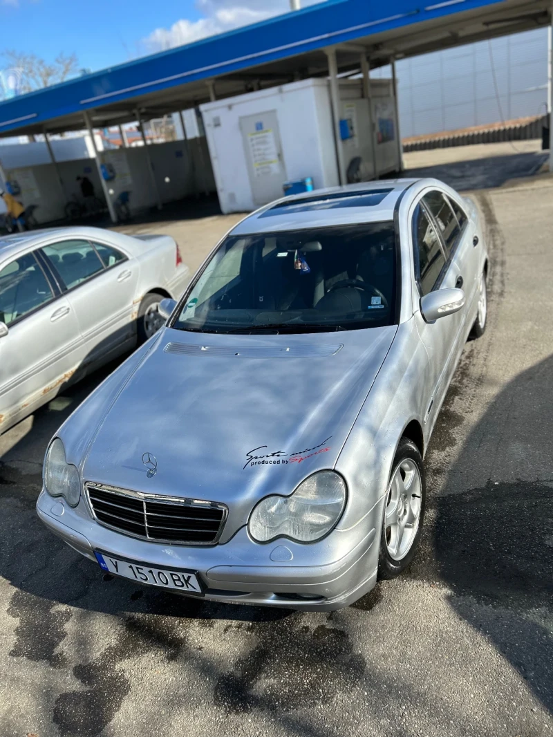 Mercedes-Benz C 220, снимка 3 - Автомобили и джипове - 49394971