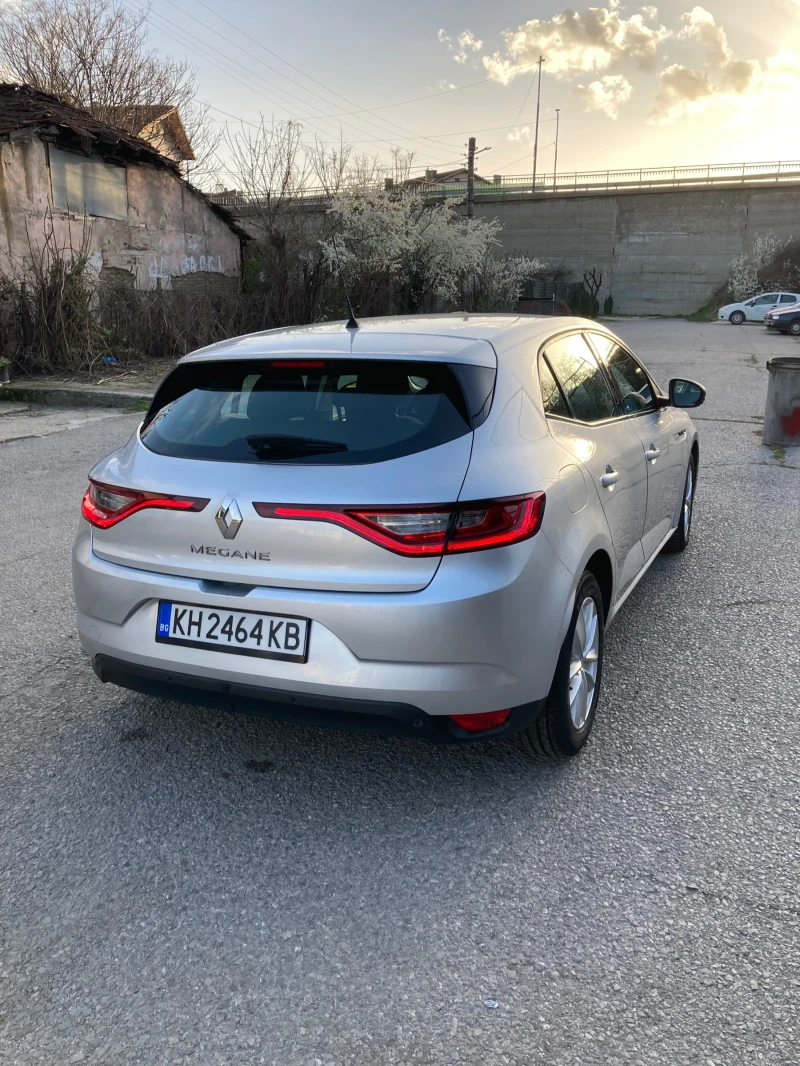 Renault Megane, снимка 4 - Автомобили и джипове - 49533819