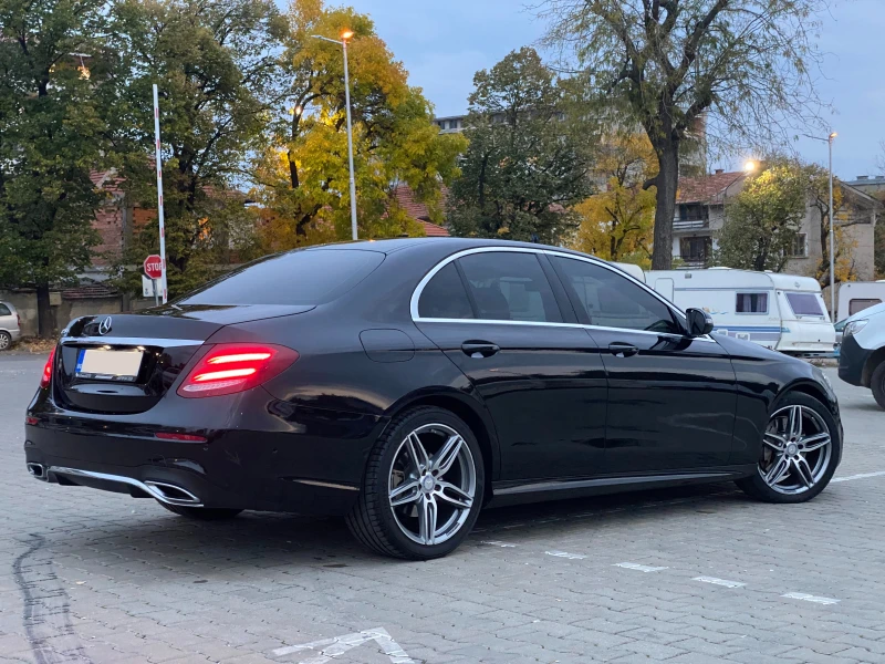 Mercedes-Benz E 220 AMG EDITION* , снимка 10 - Автомобили и джипове - 52503814