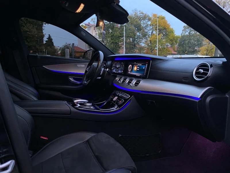 Mercedes-Benz E 220 AMG EDITION* , снимка 12 - Автомобили и джипове - 52503814