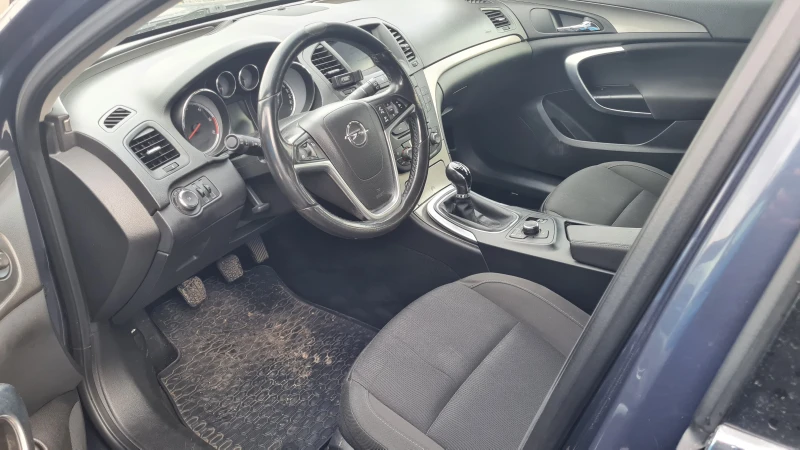 Opel Insignia 2.0 CDTI, снимка 8 - Автомобили и джипове - 53053489