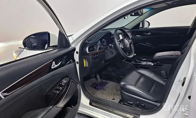 Kia K7 K7 2.4 GDI Limited, снимка 6 - Автомобили и джипове - 54170620