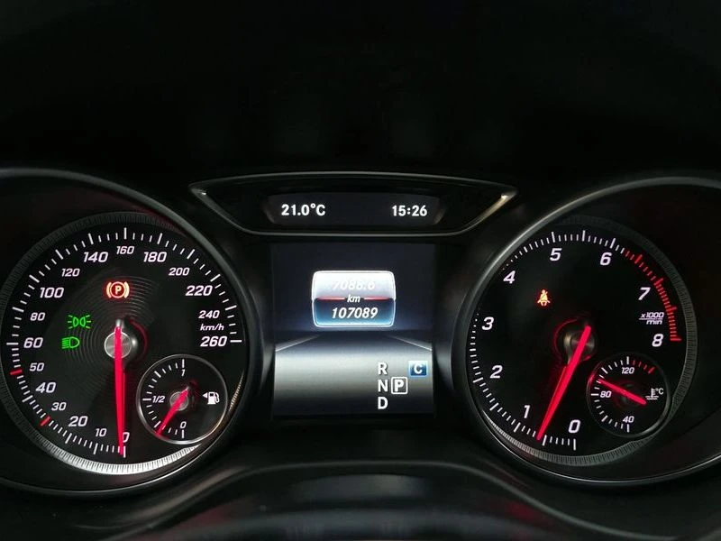 Mercedes-Benz CLA CLA220 AMG Line| 184к.с.| ВКЛ.ТЕХНОТЕСТ, снимка 8 - Автомобили и джипове - 55642130