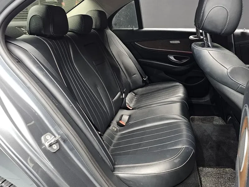 Mercedes-Benz E 220 D Exclusive - САМО 30% АВАНС, снимка 11 - Автомобили и джипове - 55800251
