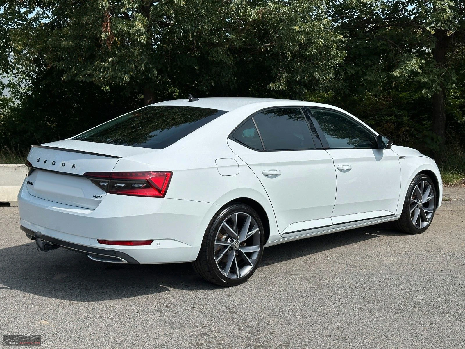 Skoda Superb  2.0TDi/200HP/4x4/DSG/SPORTLINE/NAVI/CAM/AMBI/549b - изображение 4